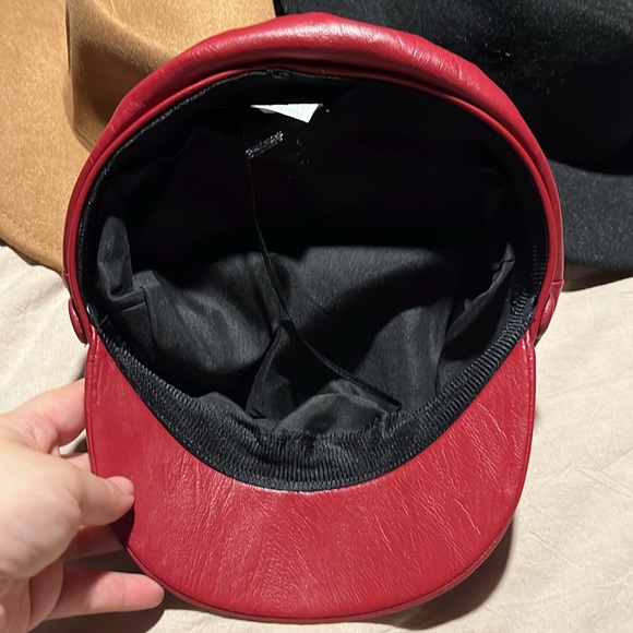 Three fall style hats brand new with out tags - Picture 2 of 8